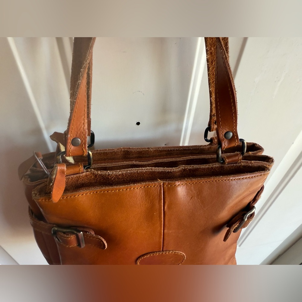 Vintage Brown soft Leather purse made in Hong Kong 3 compartments 11”X8”X3” - Picture 3 of 16